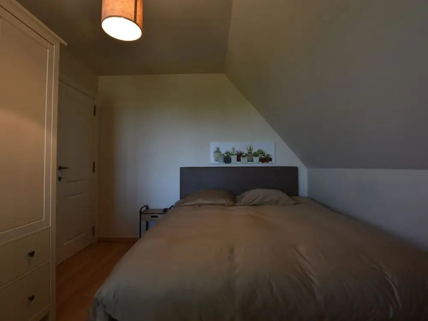 Tasteful Mansion in Lichtervelde with Hot Tub