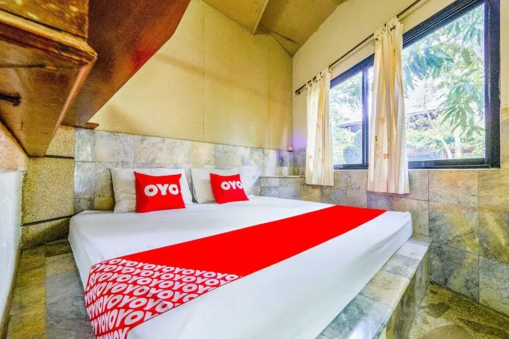 OYO 886 Maingam Riverside Resort