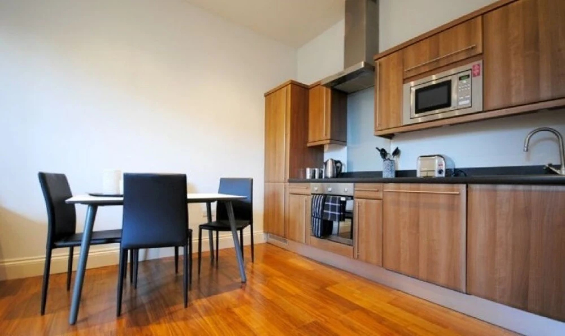 14 Budgenor Lodge, Midhurst