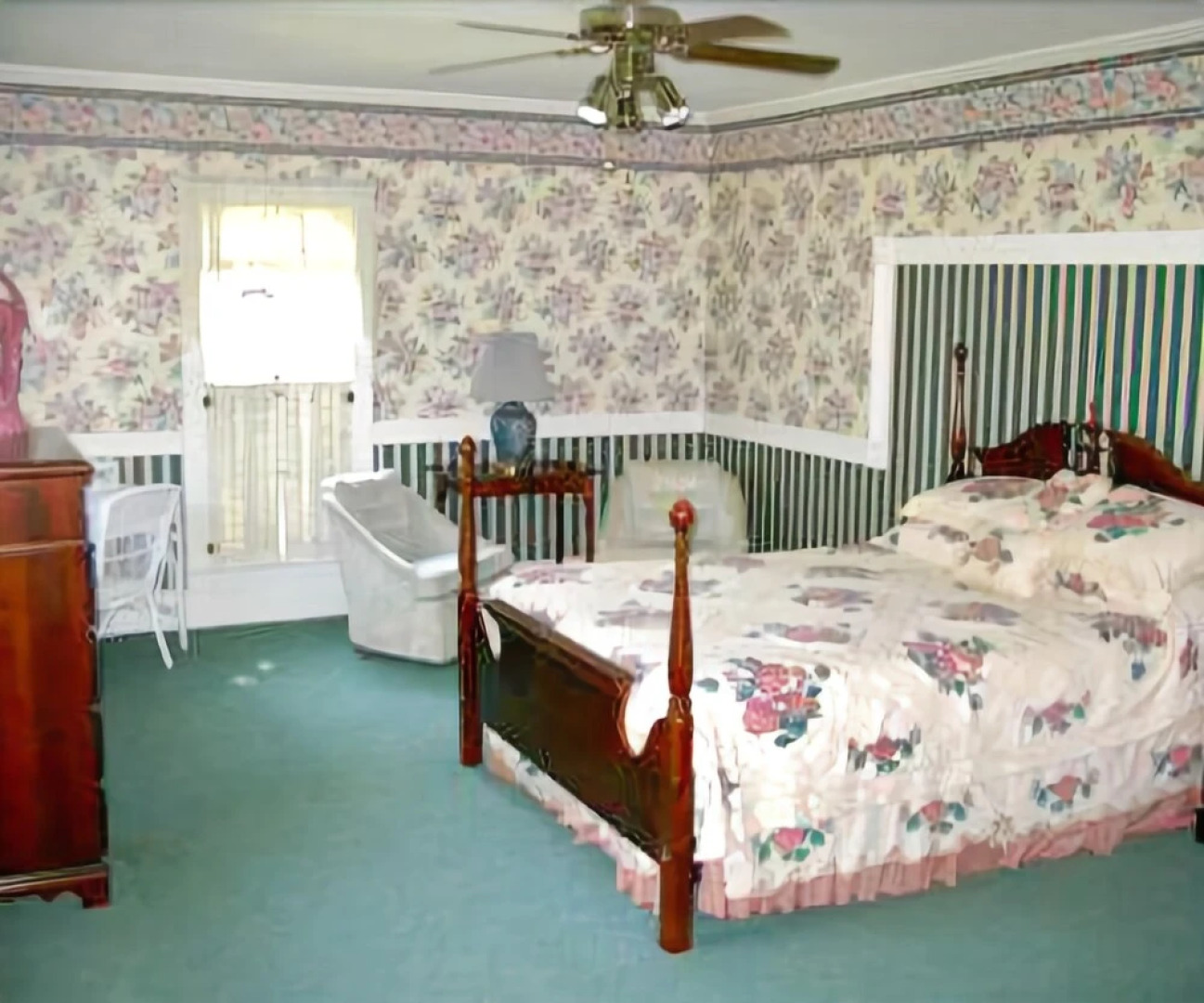 Kuttawa Harbor House