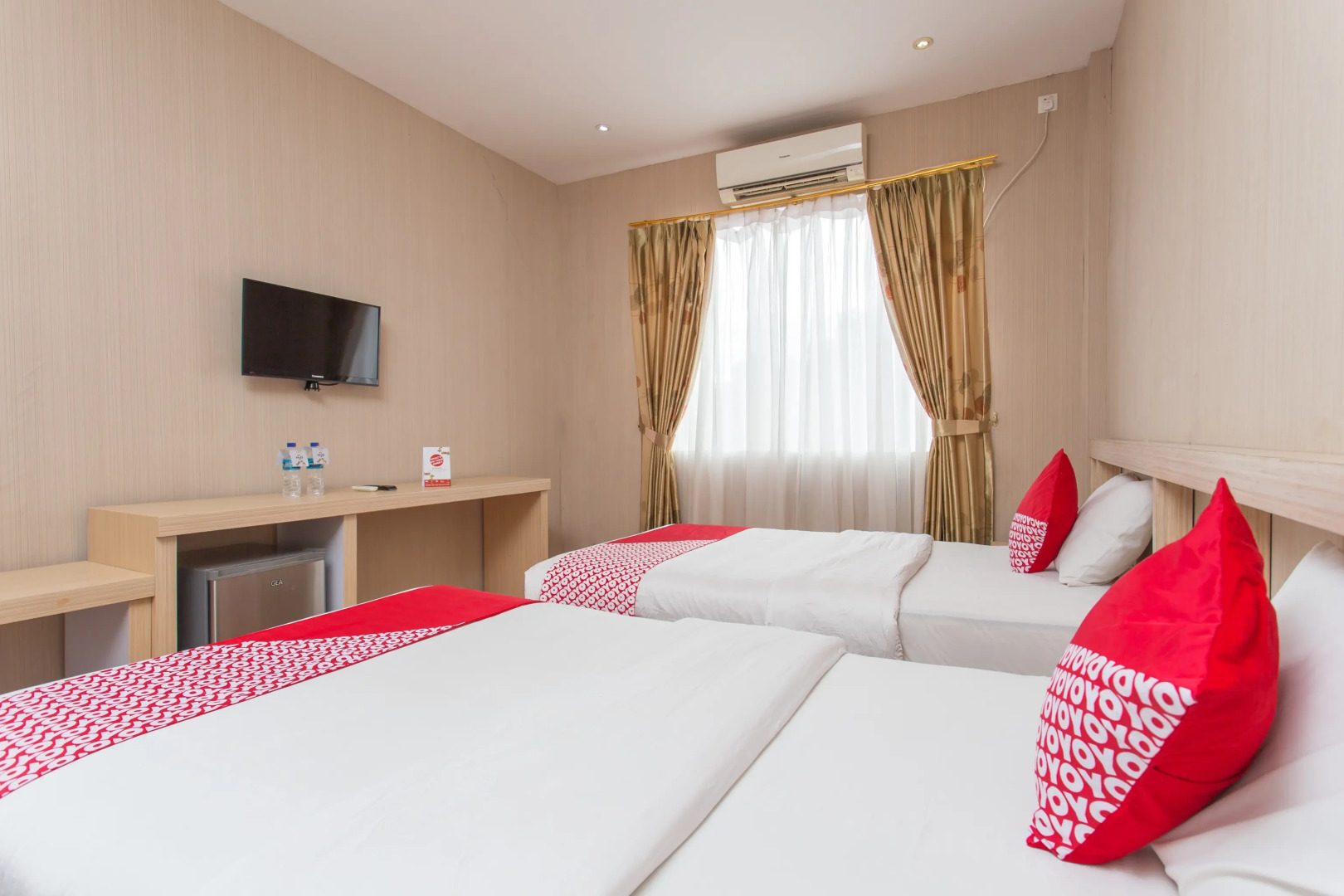 OYO 663 Hotel Sejati