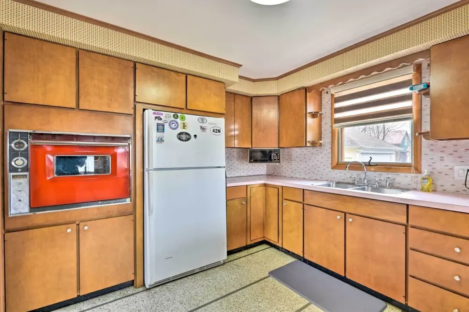 Vacation Rental ~ 8 Mi to Keybank Center!