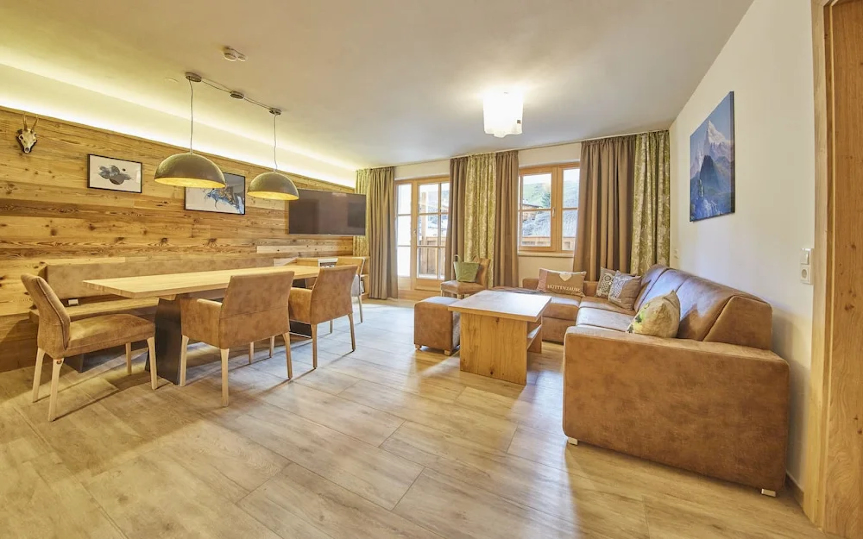 The Peak - Premium Apartments