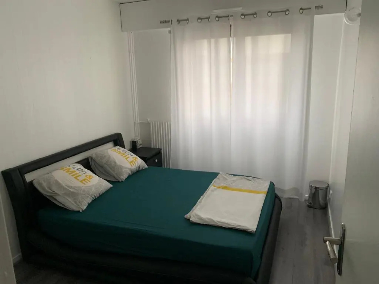 CHAMBRE a louer vue sur seine