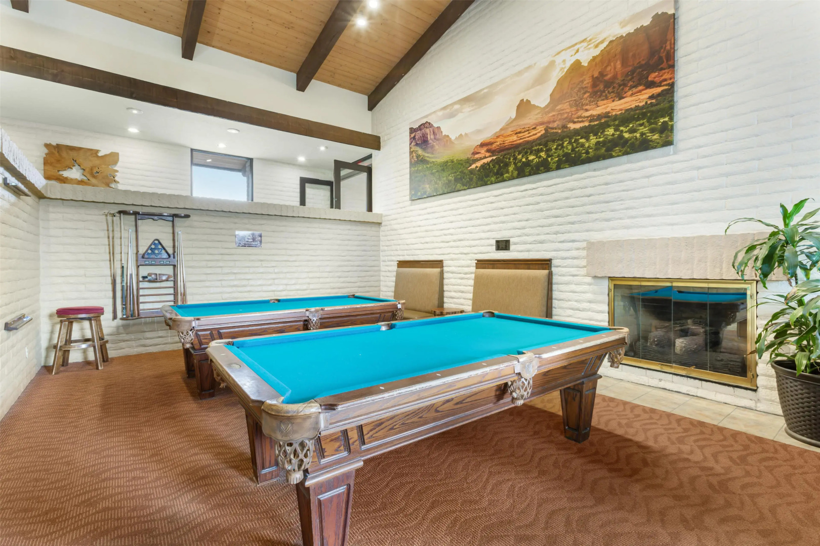 Best Western Plus Arroyo Roble Hotel & Creekside Villas