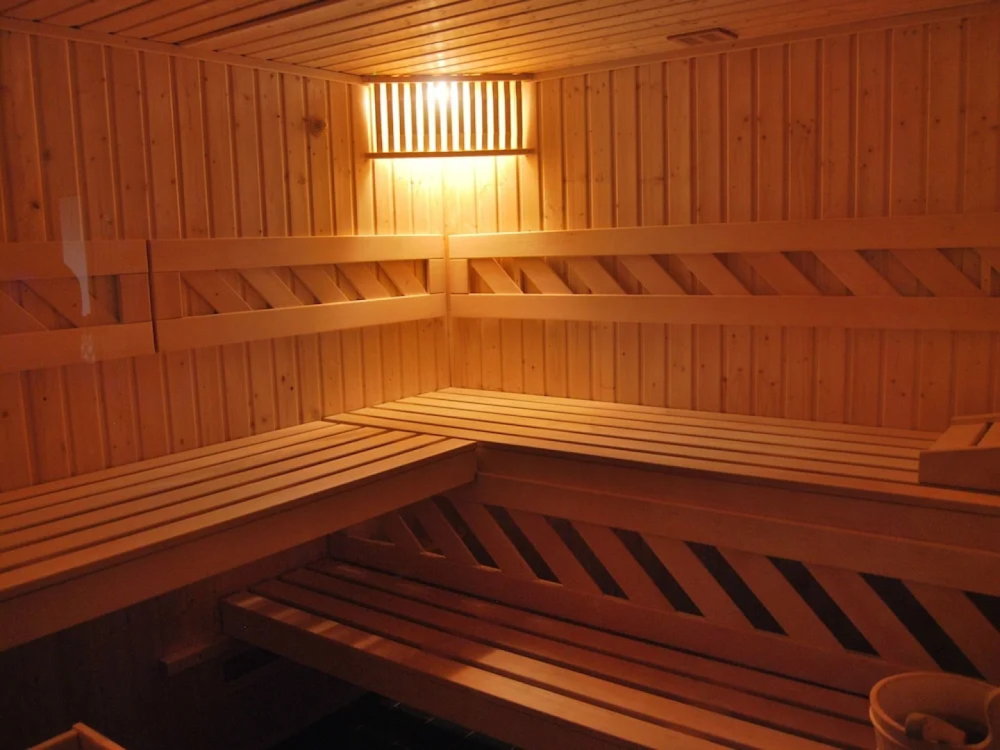 Well-kept Apartment With air Conditioning 1 km. From the sea