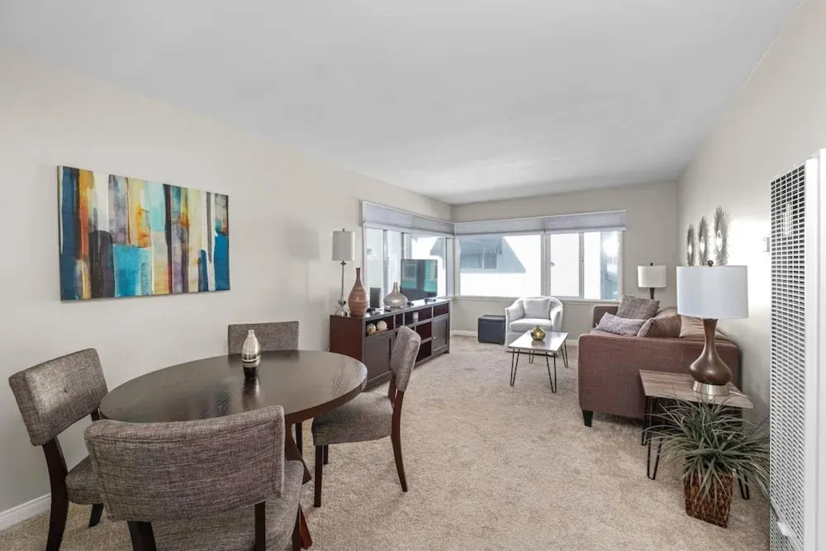 Beachside Apt With Laundry AC Patio