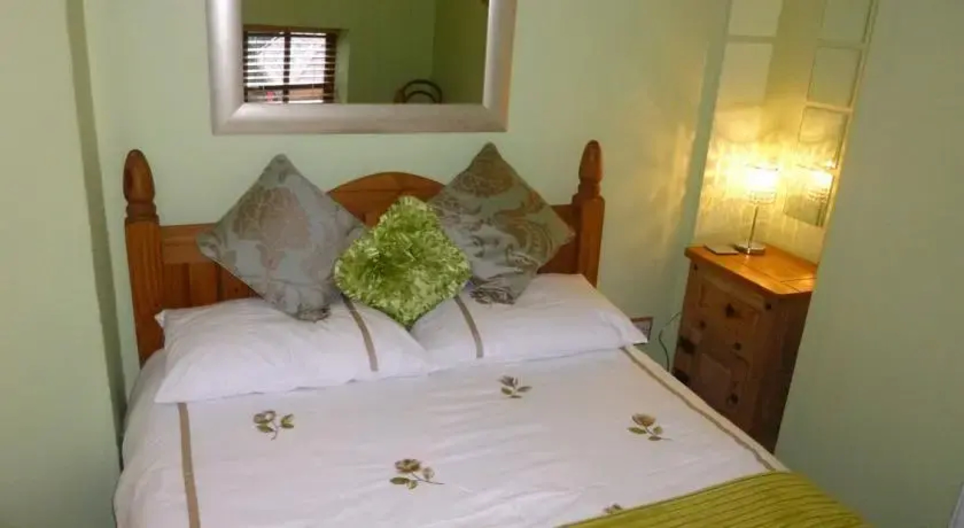 Belan Lodge - Courtyard Accommodation, "The Abraham"