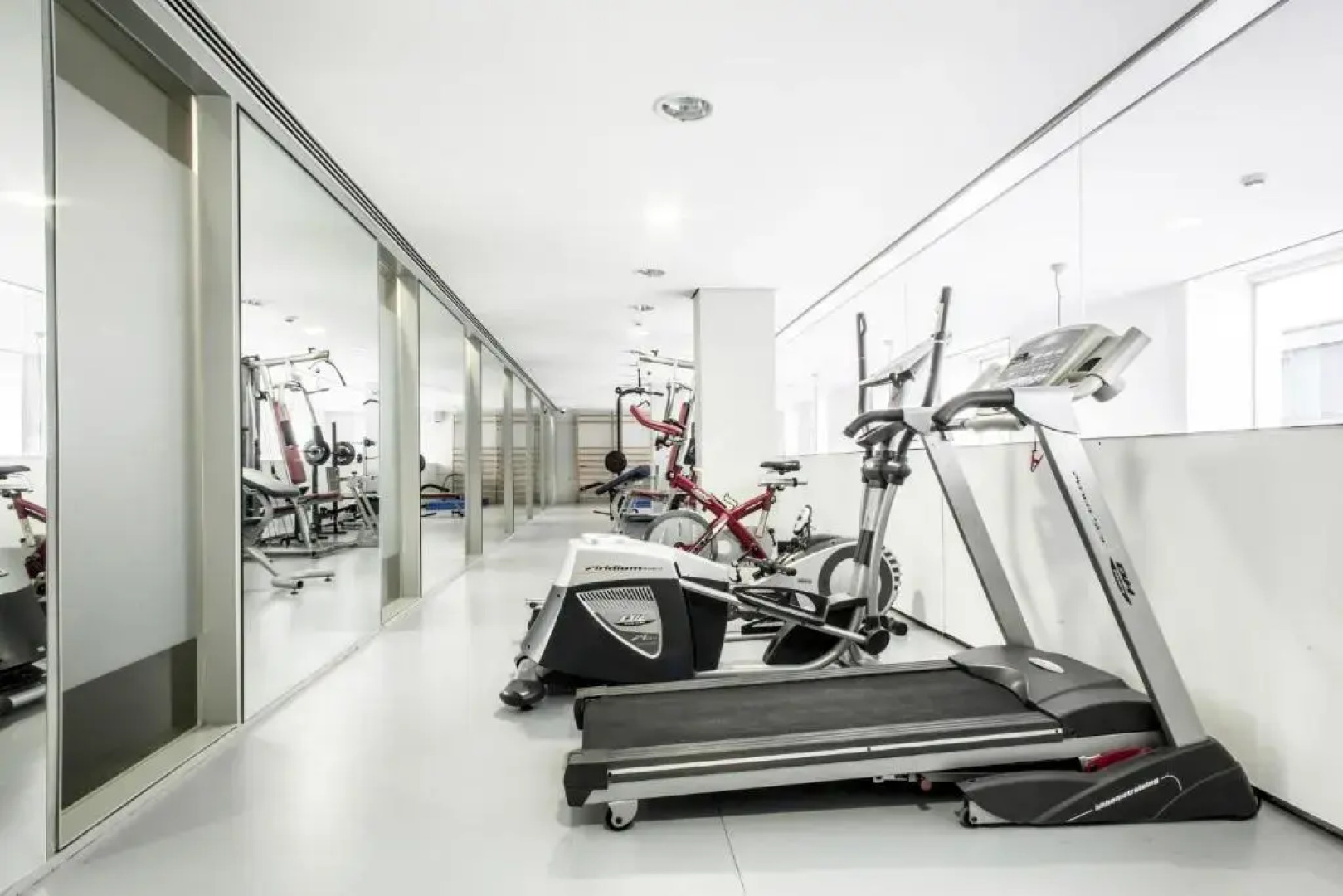 Residencia Universitaria Resa Roberto de Nobili