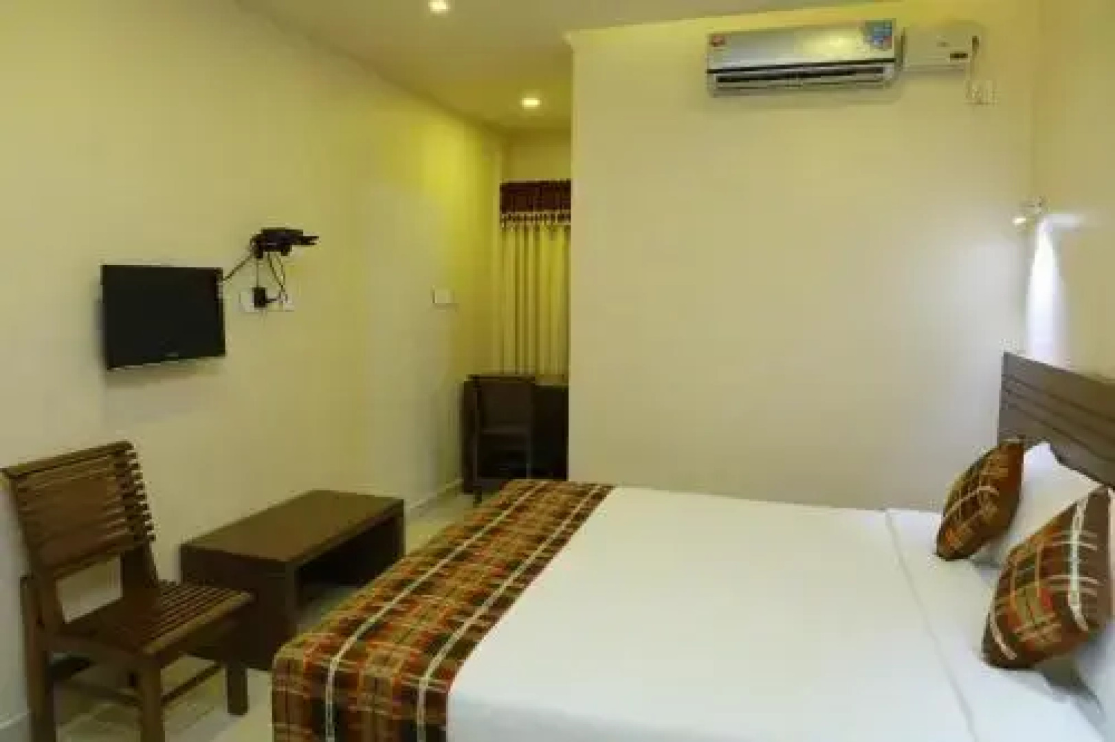 Global Backwaters Resort