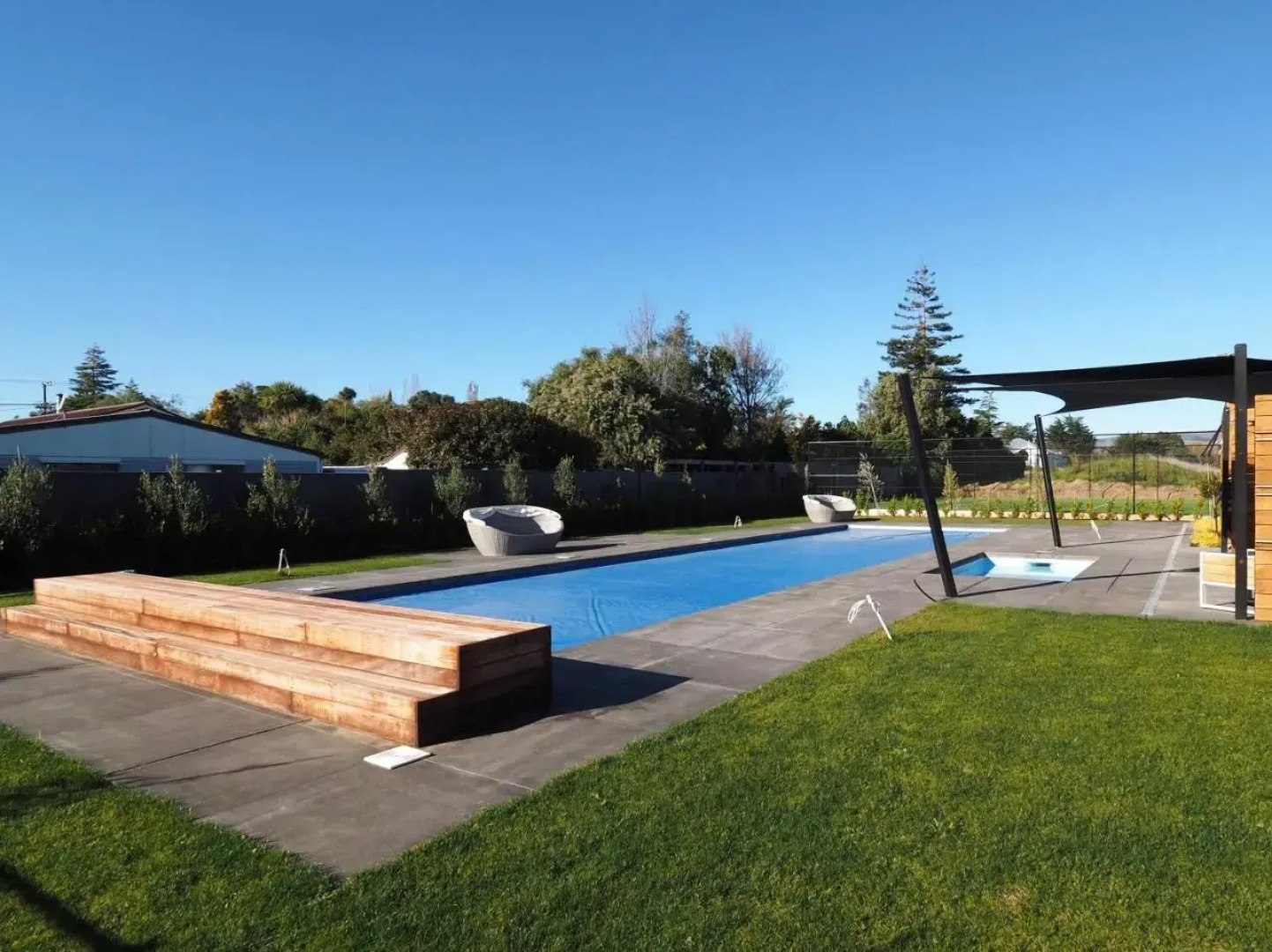 36 on Burgundy - Martinborough Holiday Home