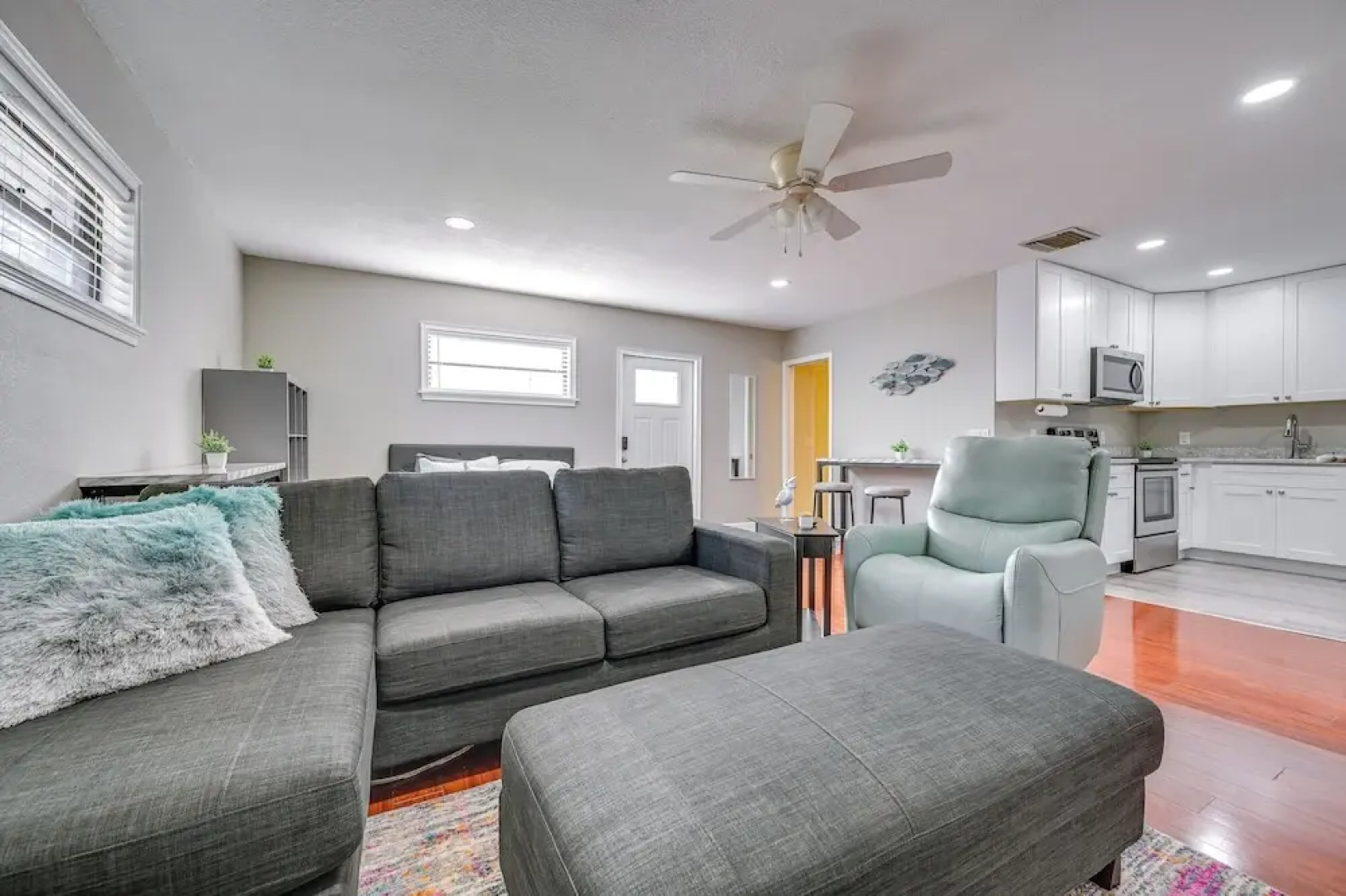 2 Mi to Florida State Fairgrounds: Cozy Studio