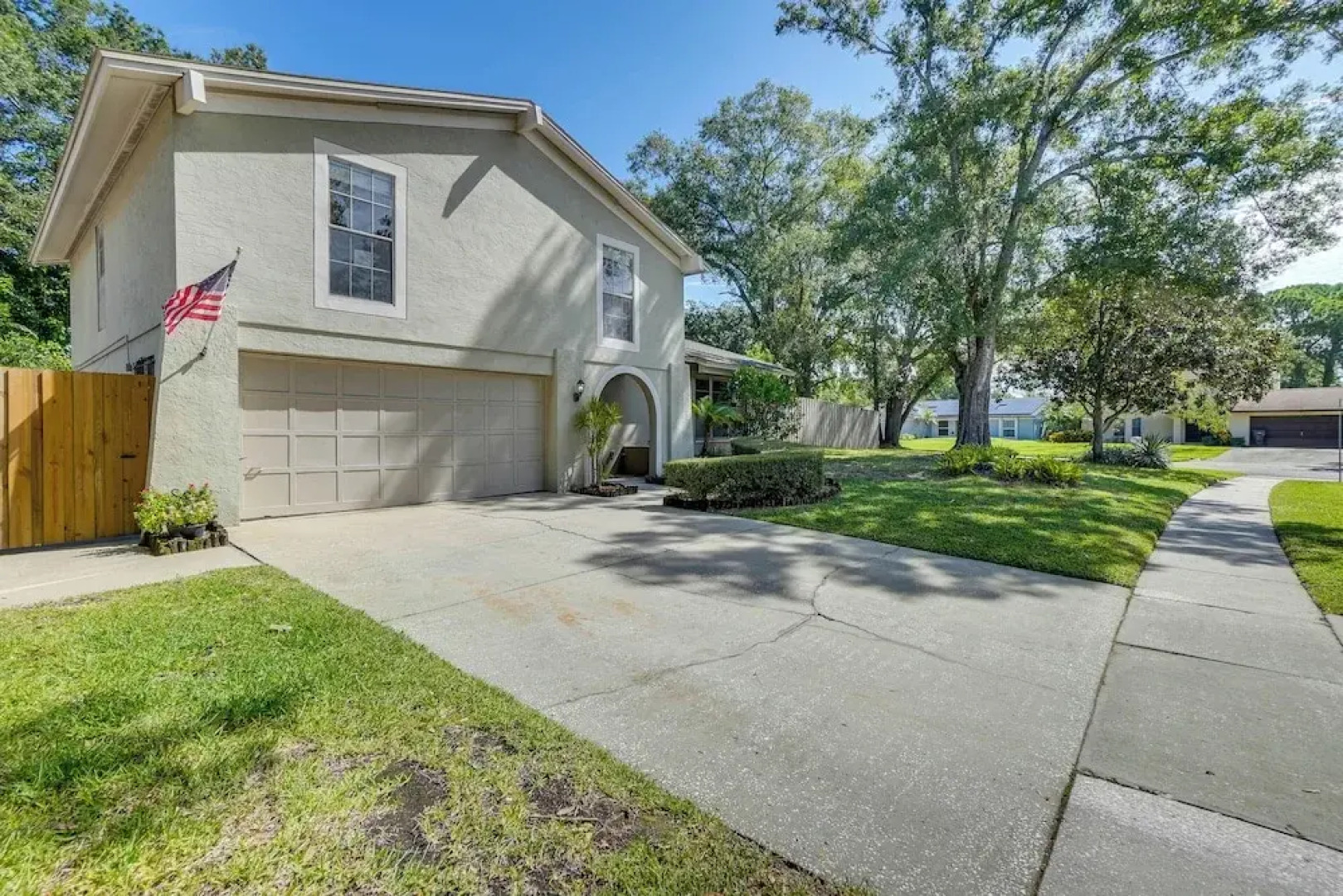 Spacious Tampa Vacation Rental ~ 7 Mi to Beach!