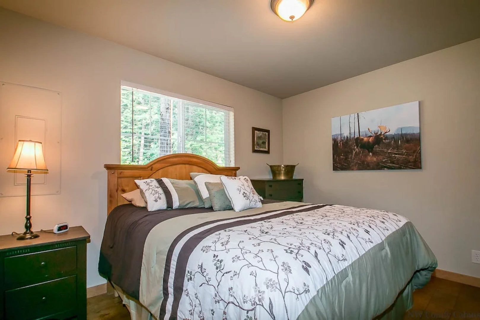 Salmon Chalet Chalet 2 NW Comfy Cabins