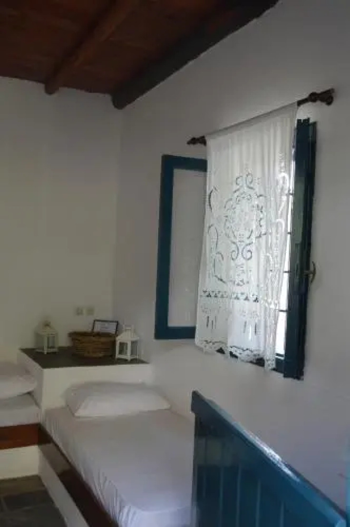 Porto Loutro I