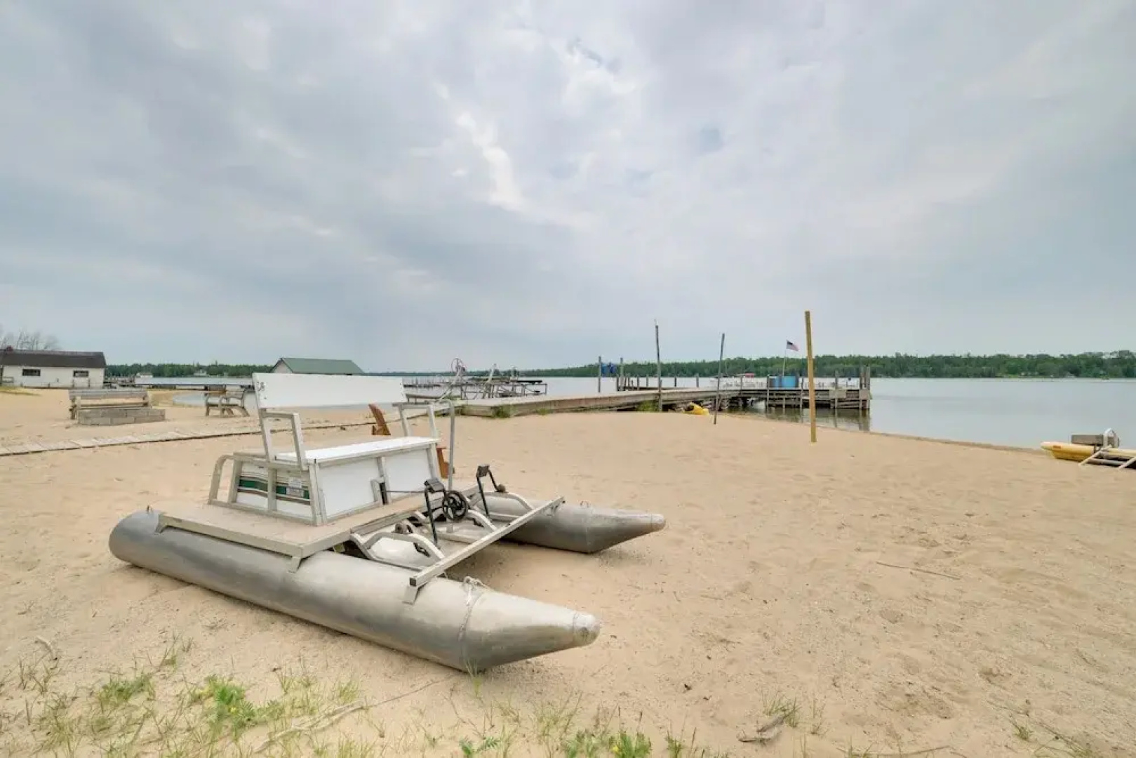 Sandy Beach & Sunset Views: Cedarville Cabin!