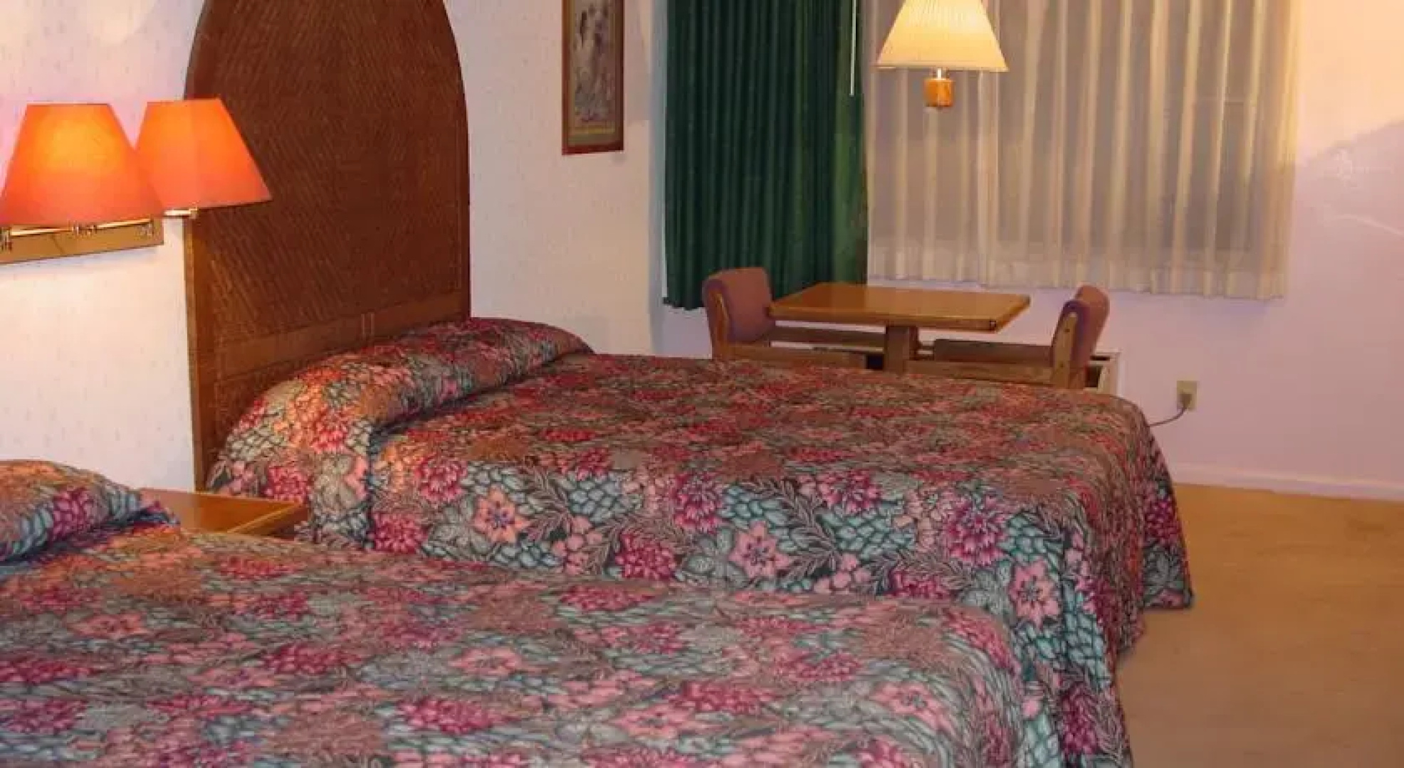 Four Seasons Inn