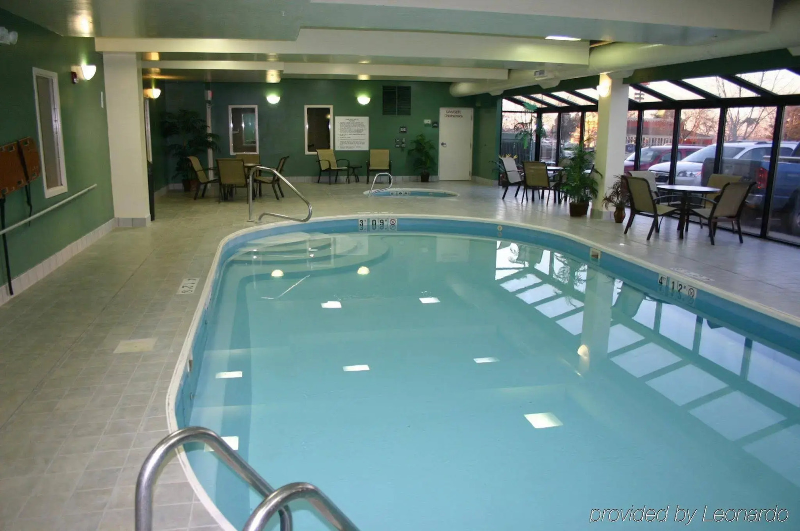 Holiday Inn Express & Suites Dayton-Huber Heights by IHG