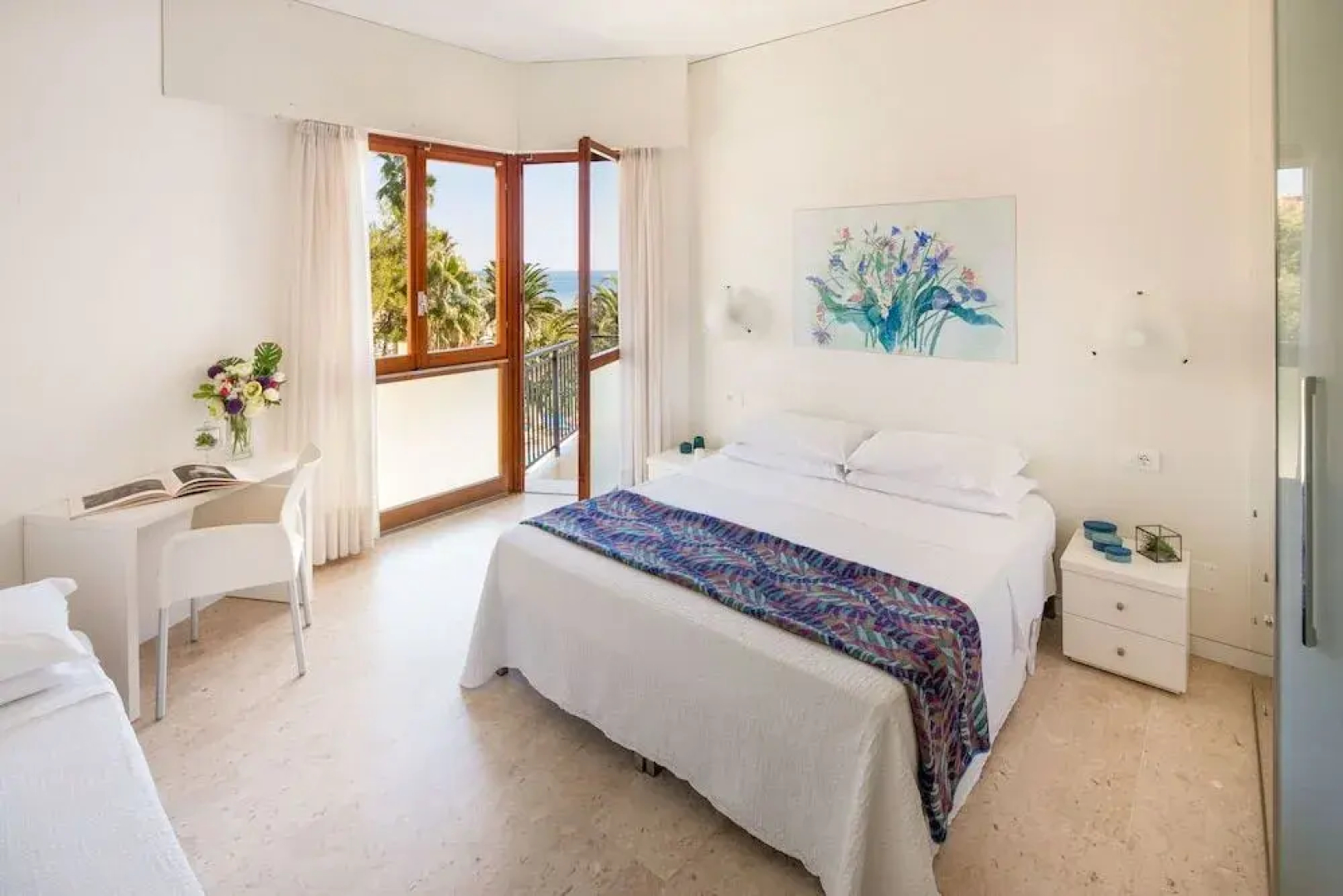 Hotel Caravelle