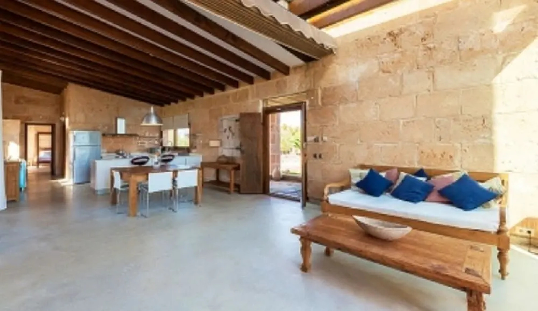 Residence By G Son Covas