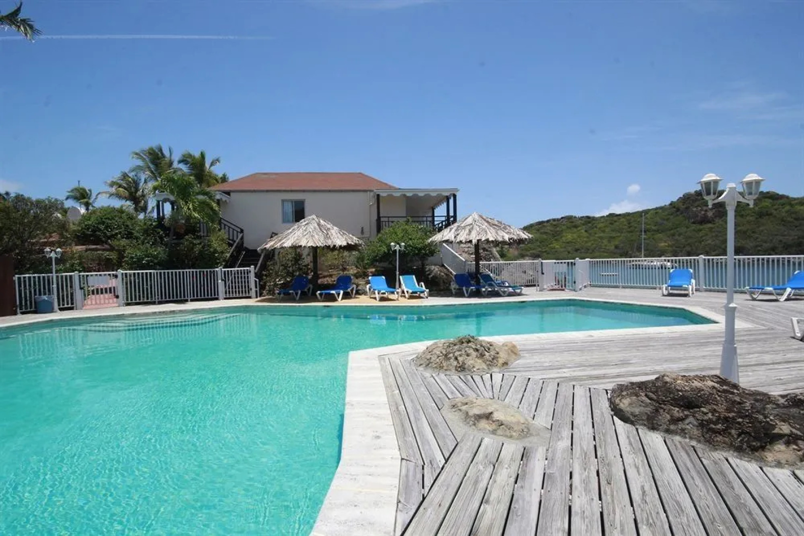 Captain Olivers Resort & Marina