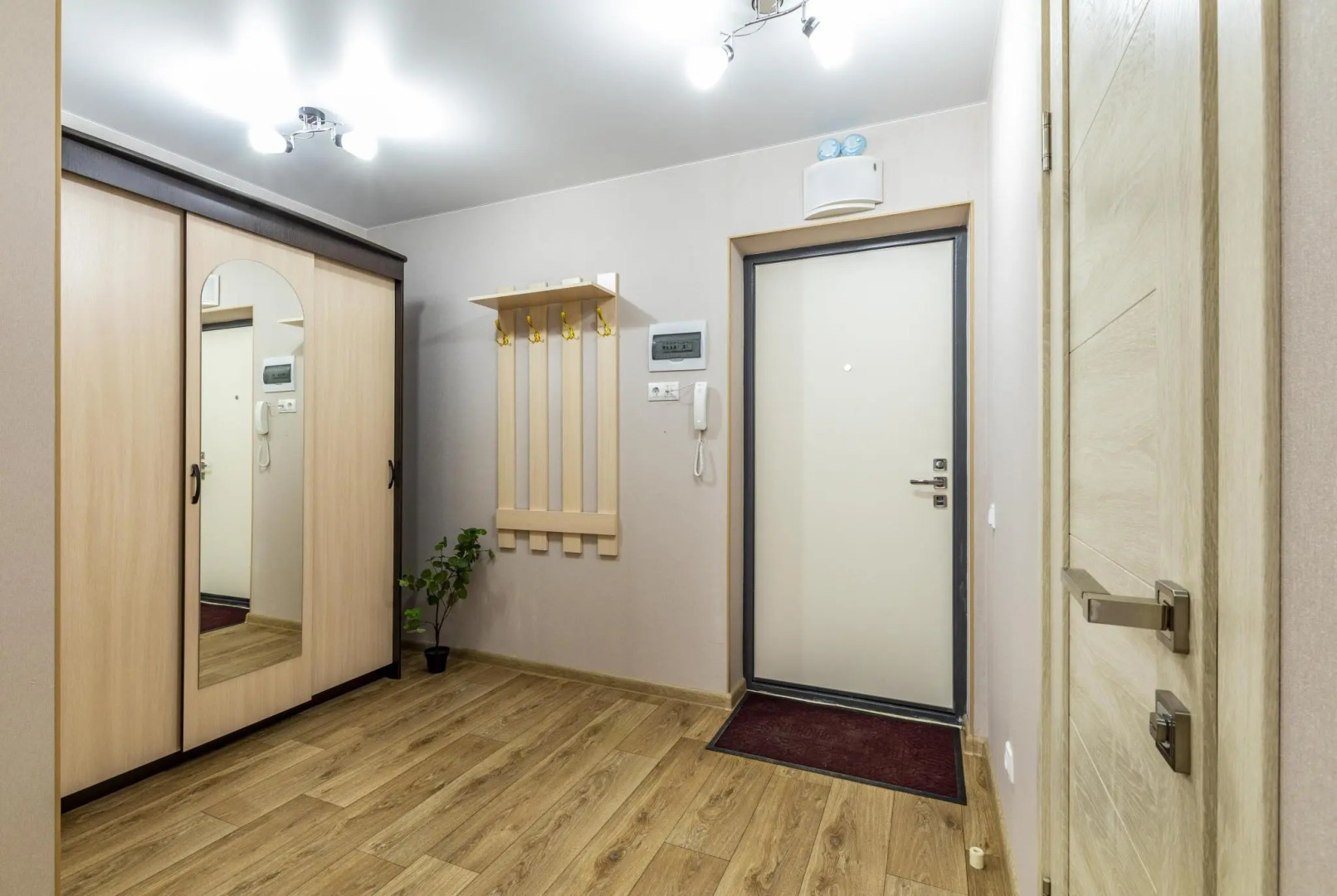 DreamHouse на Готвальда 24к4