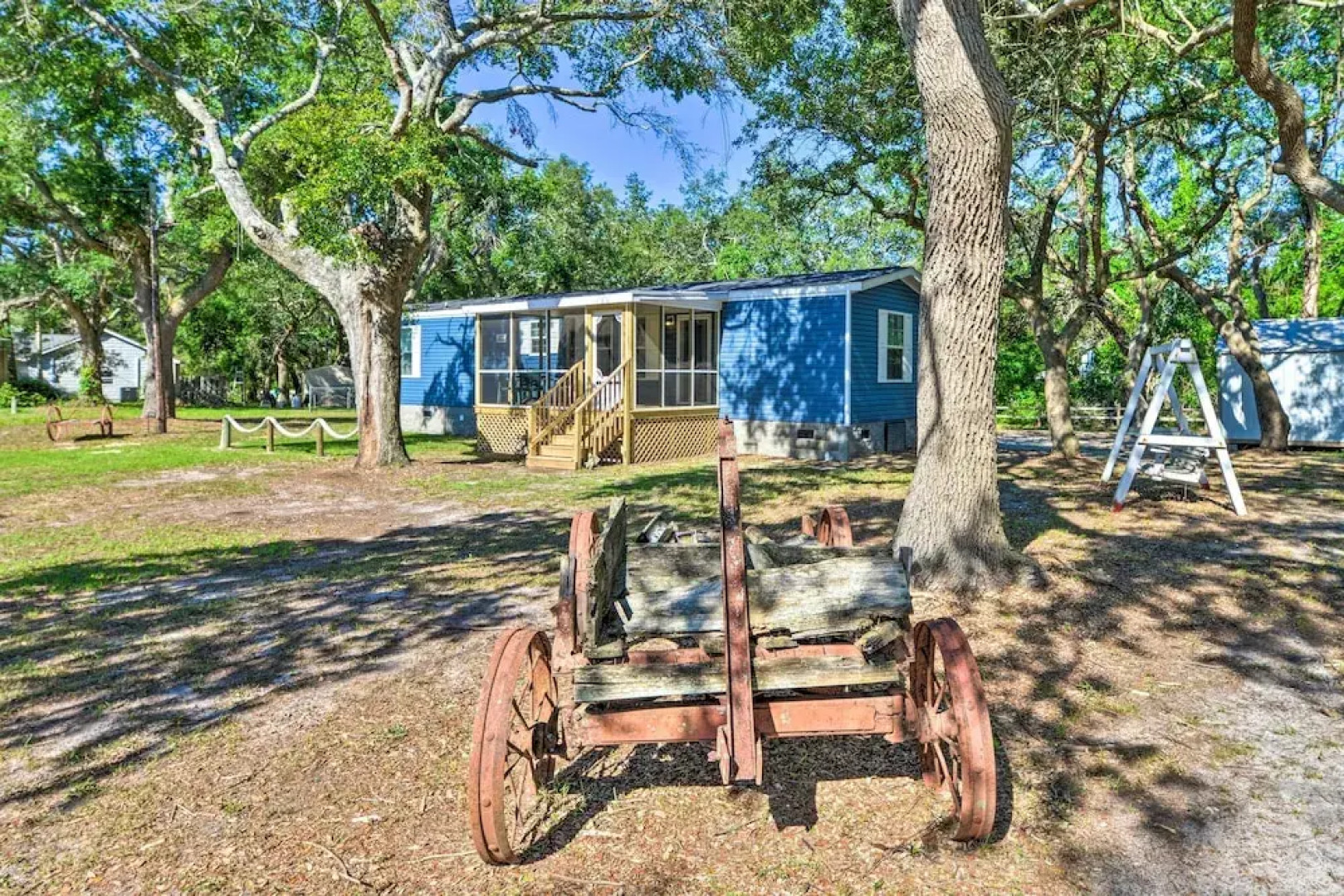 'pelican Place' Coastal Cottage Walk to Back Sound