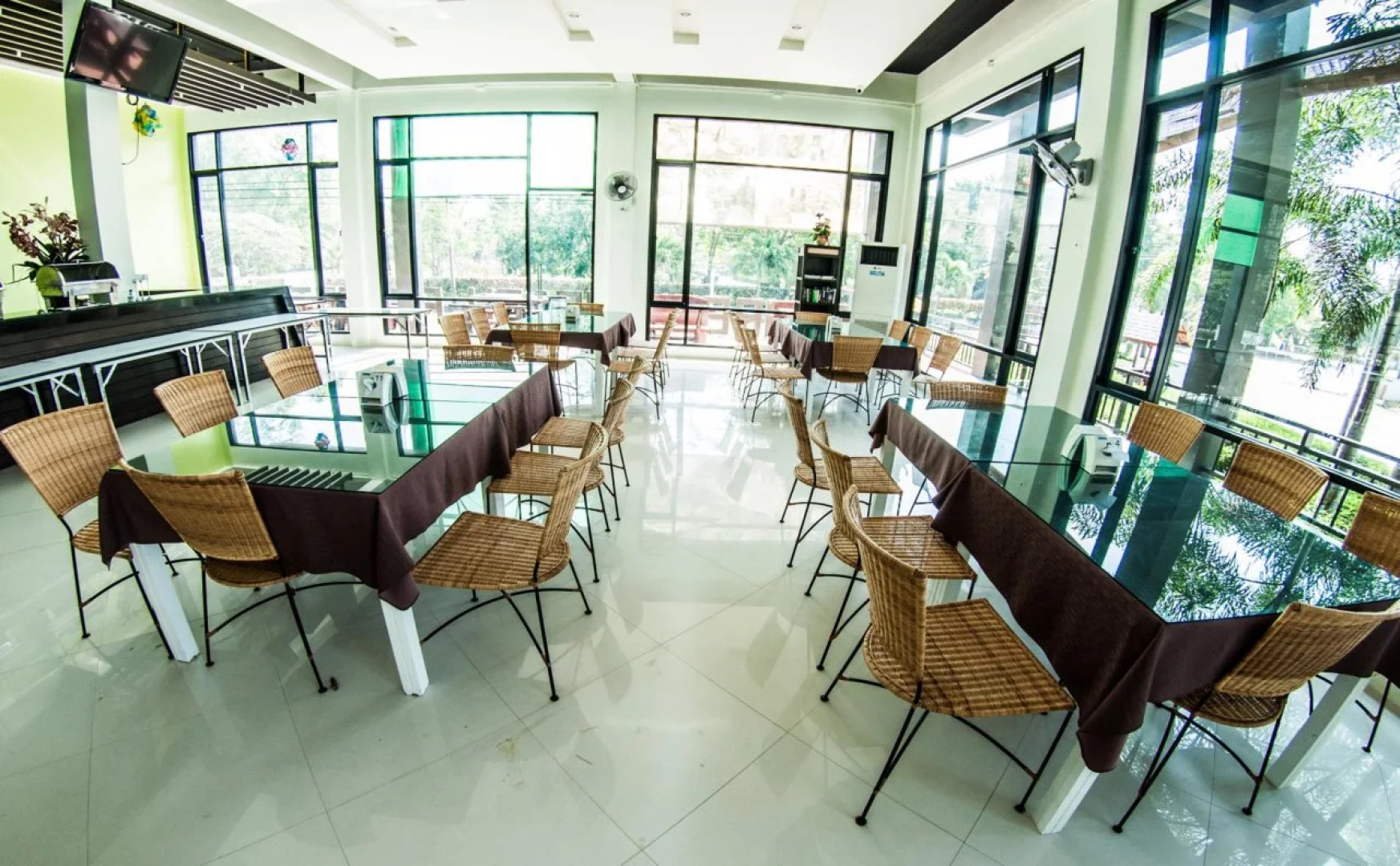 The Green Beach Resort