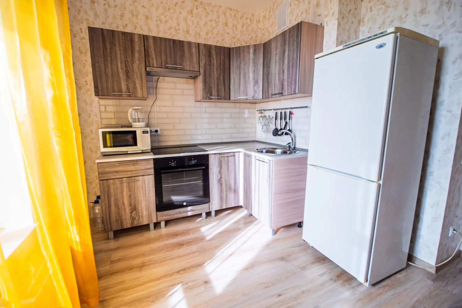 К энд К Апартментс на улице Революции 48В