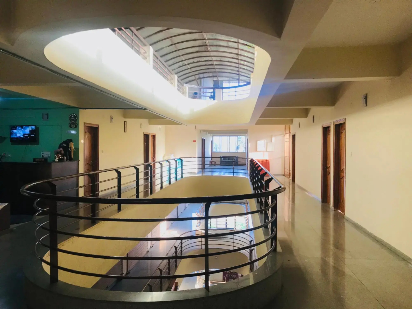 Rio Restotel Humming Bird