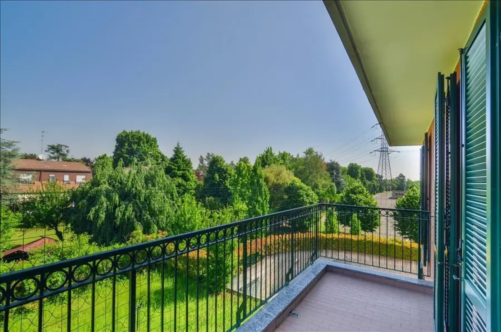 Arese Apartment 3
