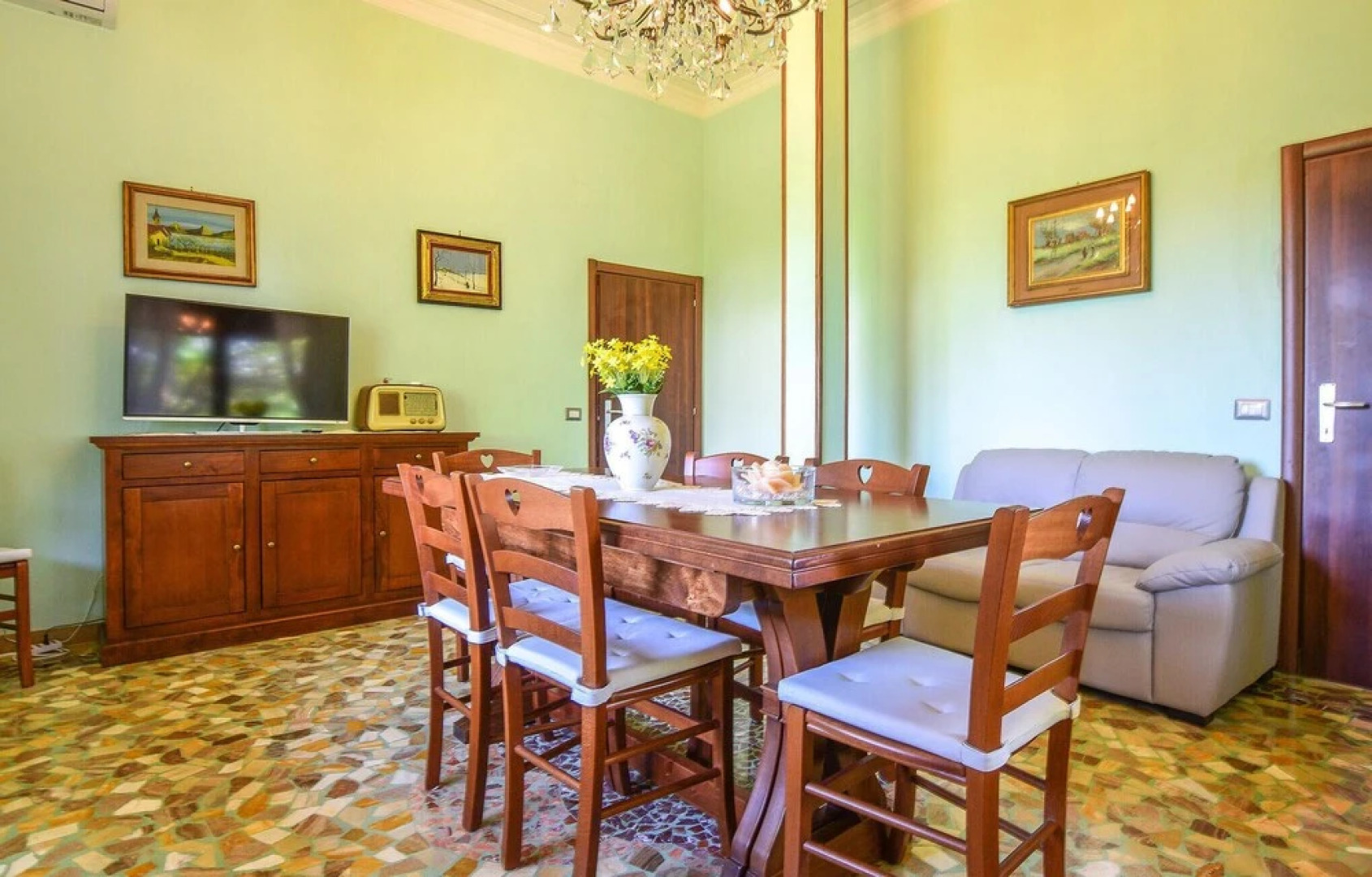 Awesome Home in Castelfranco di Sotto With 4 Bedrooms, Wifi and Outdoor Swimming Pool