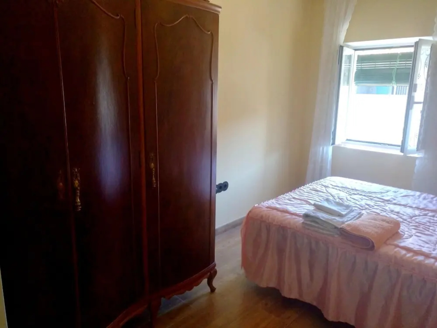 Apartment With 2 Bedrooms in Sotillo de la Adrada, With Wonderful Mountain View and Terrace