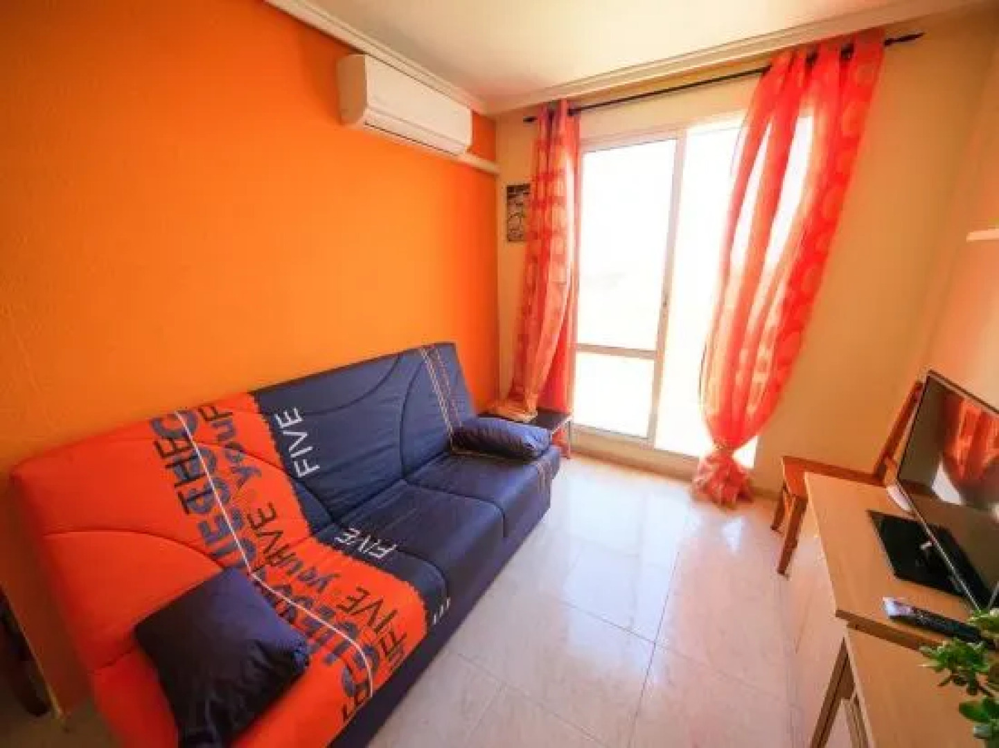 San Pascual Apartment