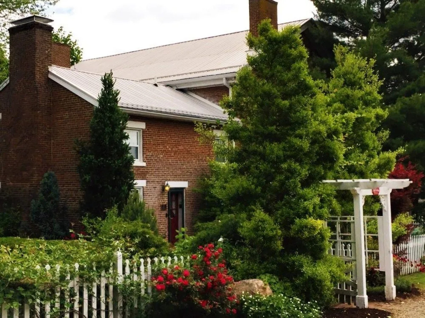 Old Caledonian Bed and Breakfast