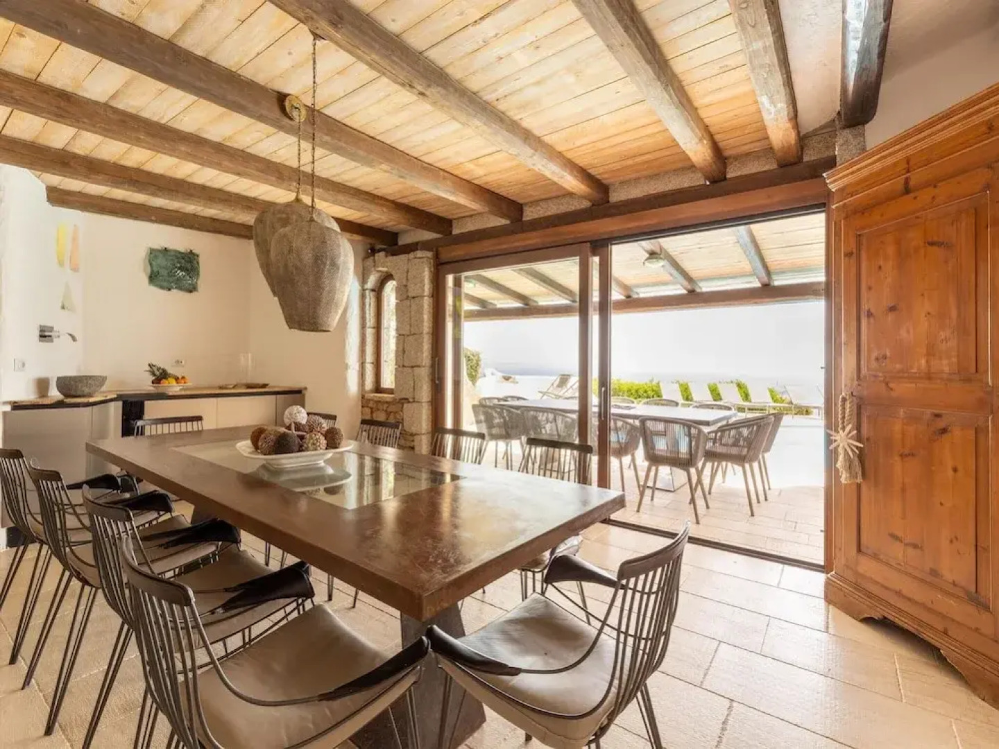 Luxe Cote Stay- Elegant Villa