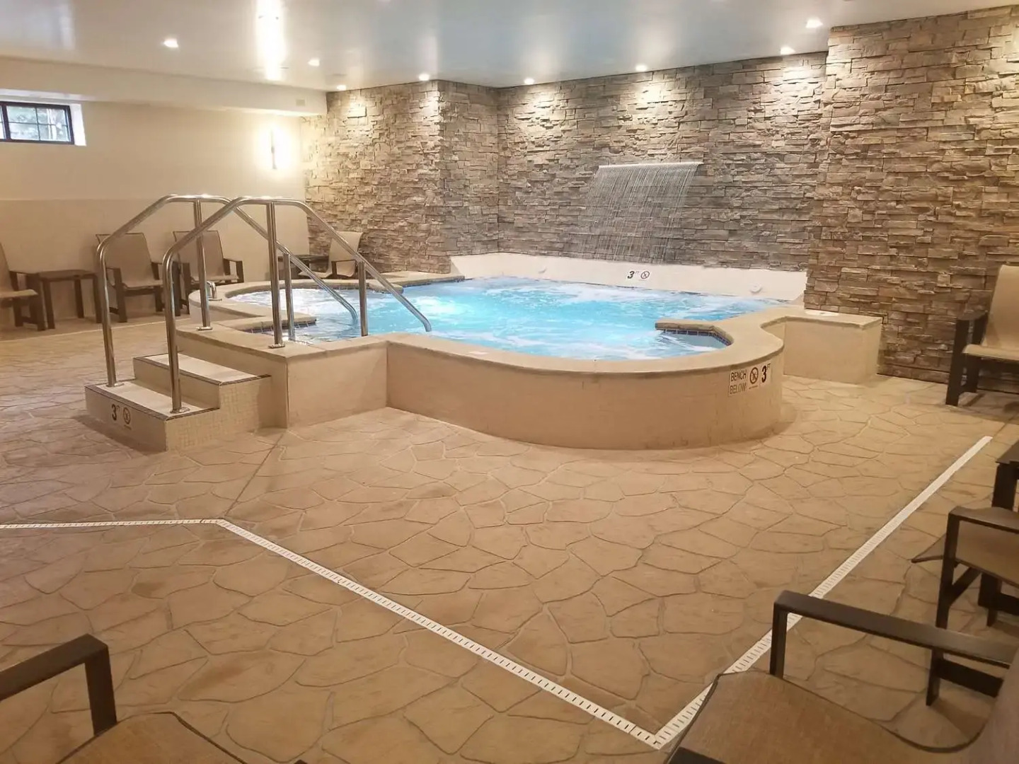 Best Western Plus Superior Inn & Suites