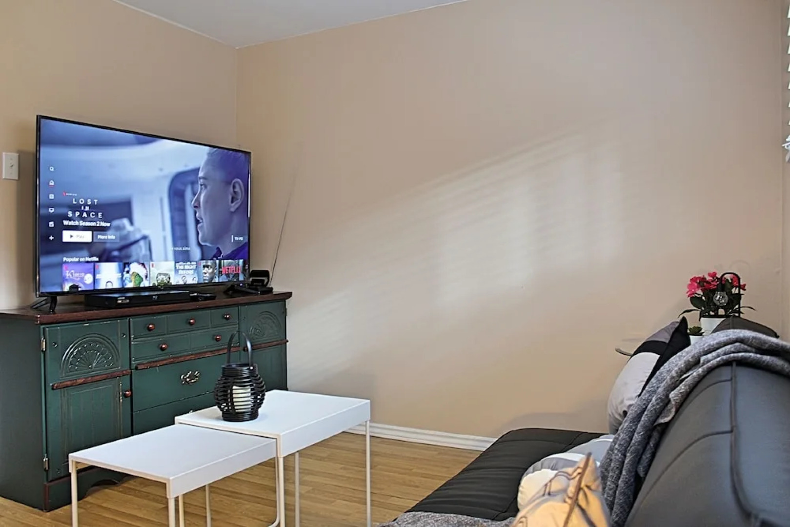 Lakeside 2 Bedroom Guest Suite