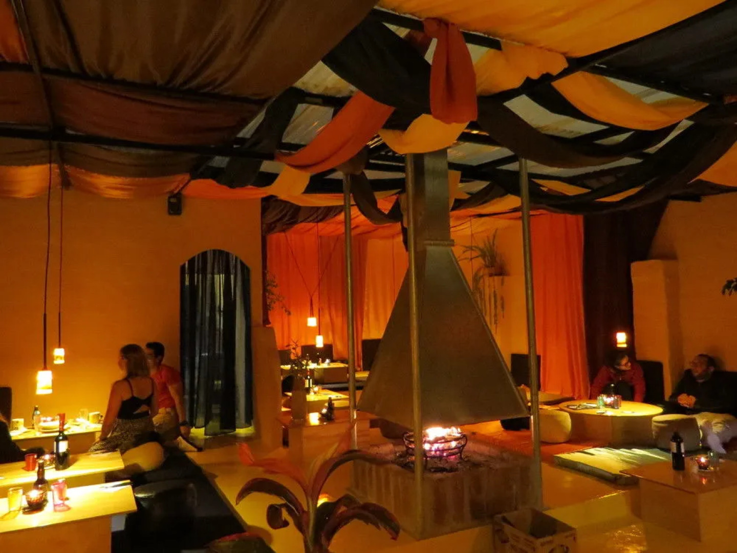 Hostal Plantas  Y Blanco