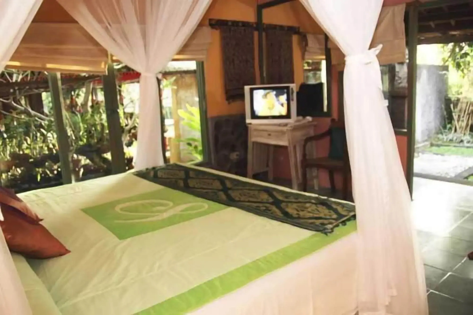 Puri Taman Sari Hotel