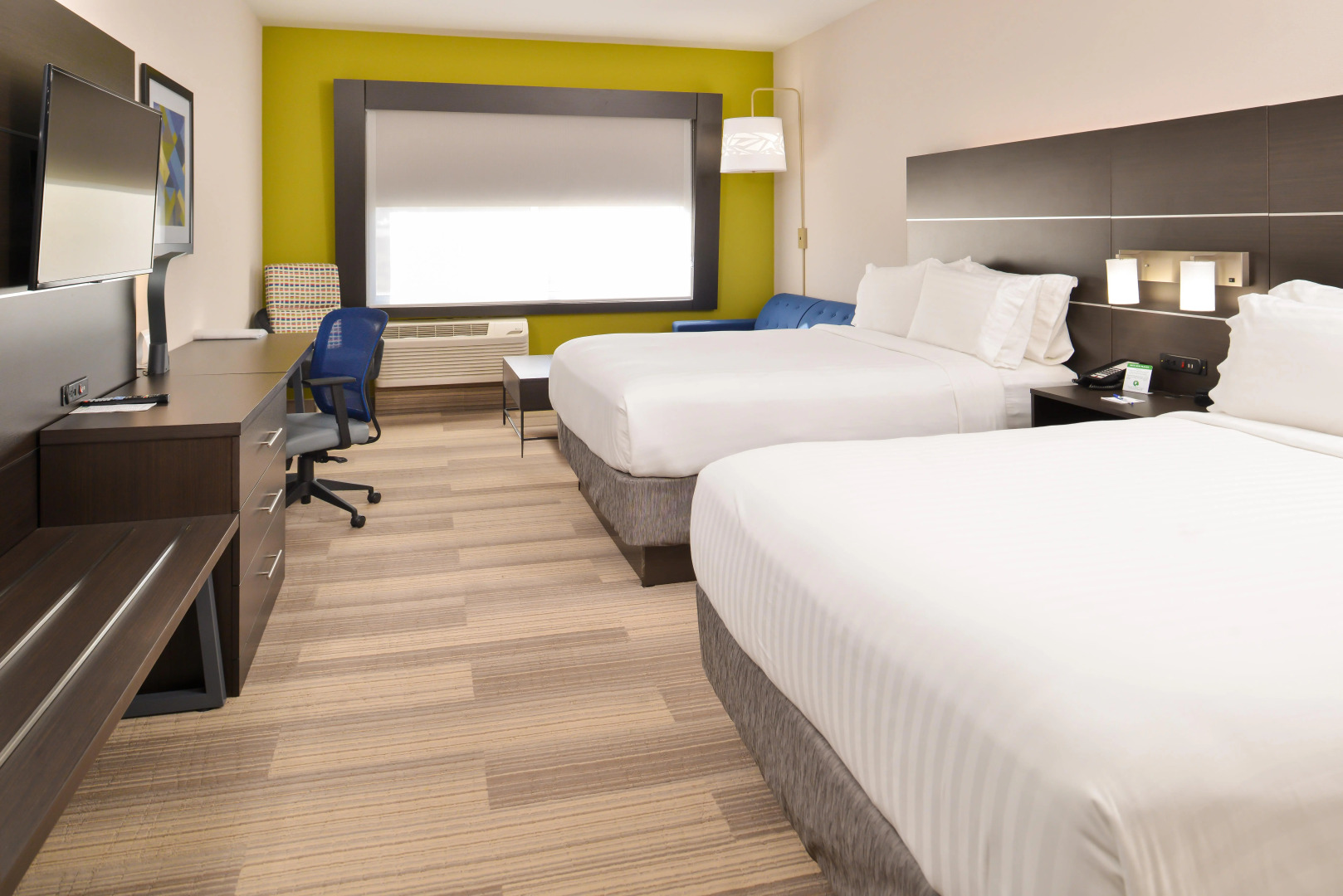 Holiday Inn Express & Suites Kansas City - Lee's Summit by IHG