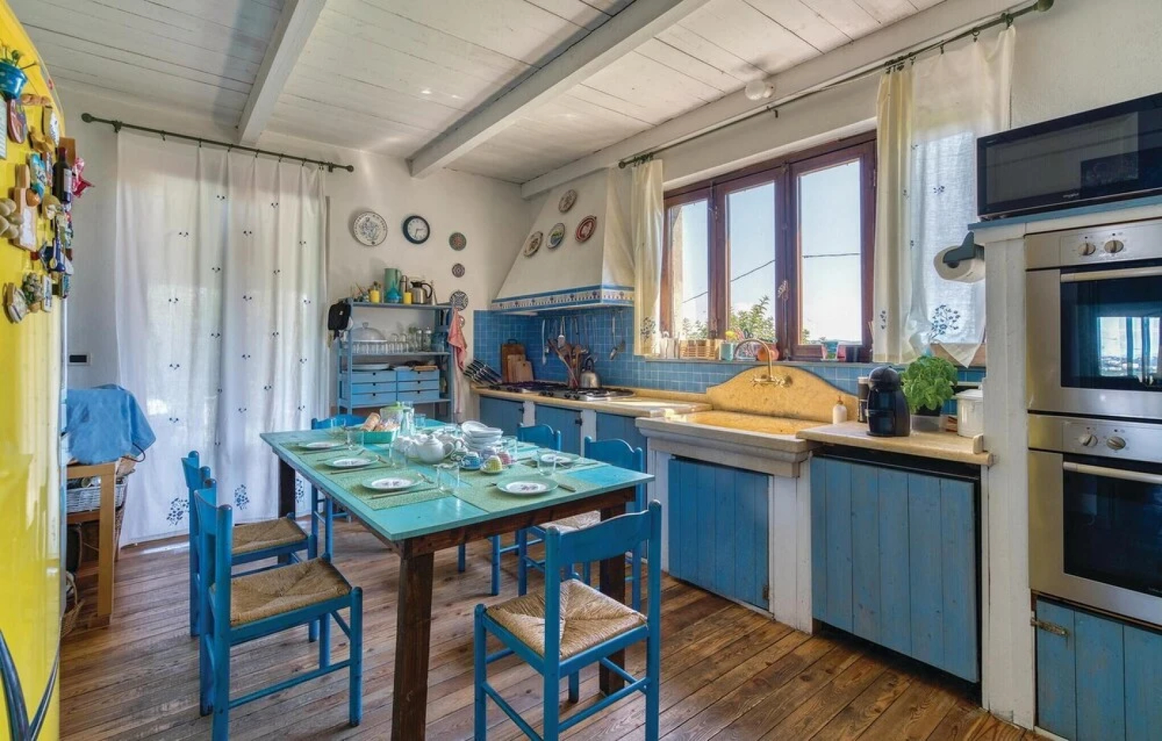 Stunning Home in Castelnuovo Calcea With Wifi and 7 Bedrooms