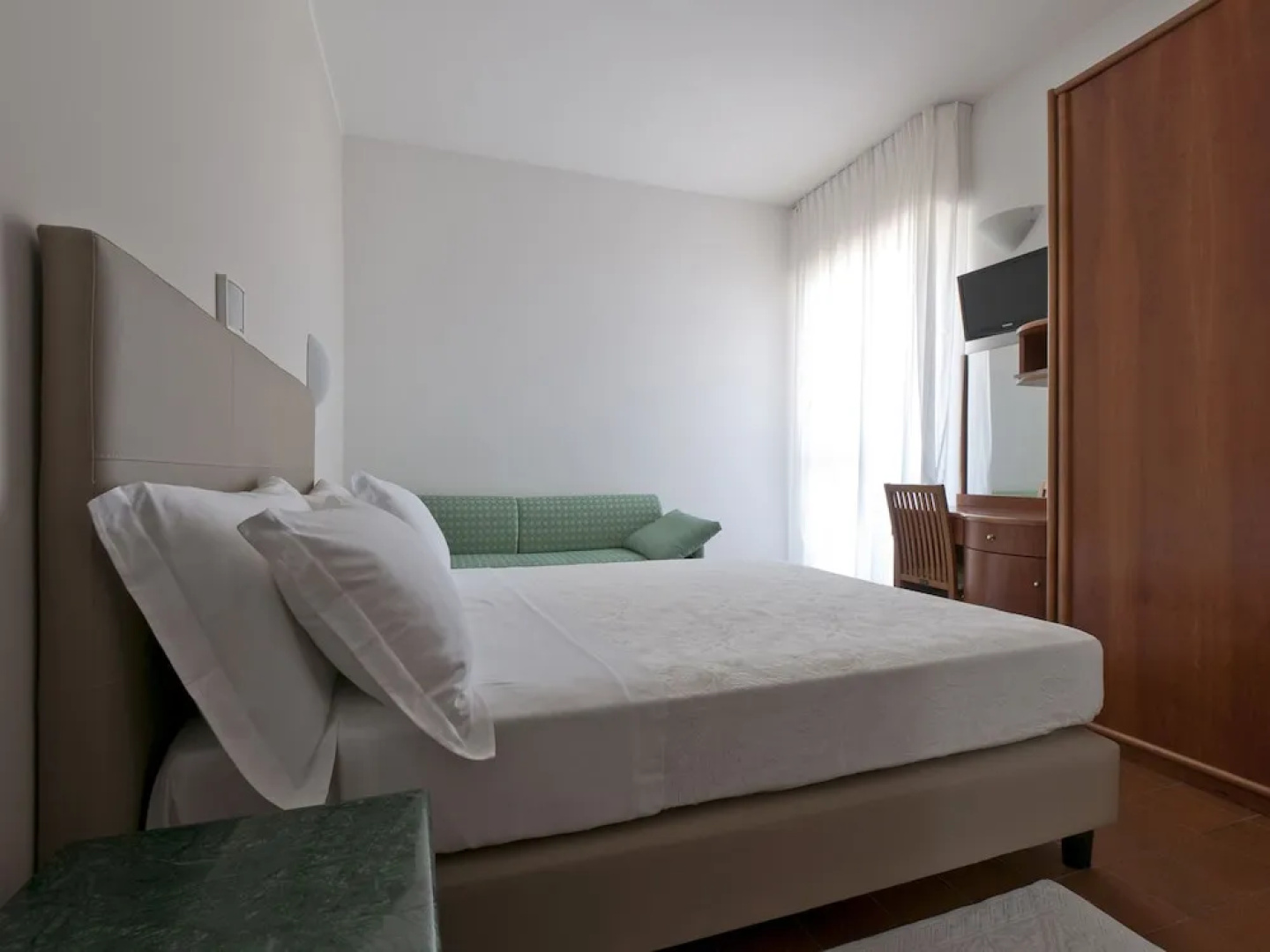 Hotel Eden
