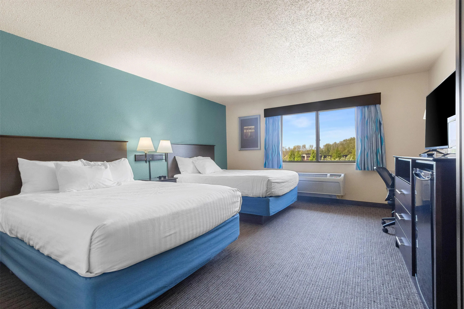 AmericInn by Wyndham Green Bay East