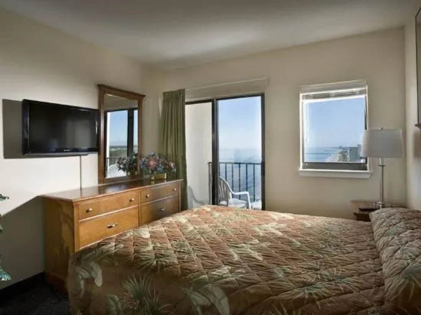 The Palace Resort By Myrtle Grand Vacations