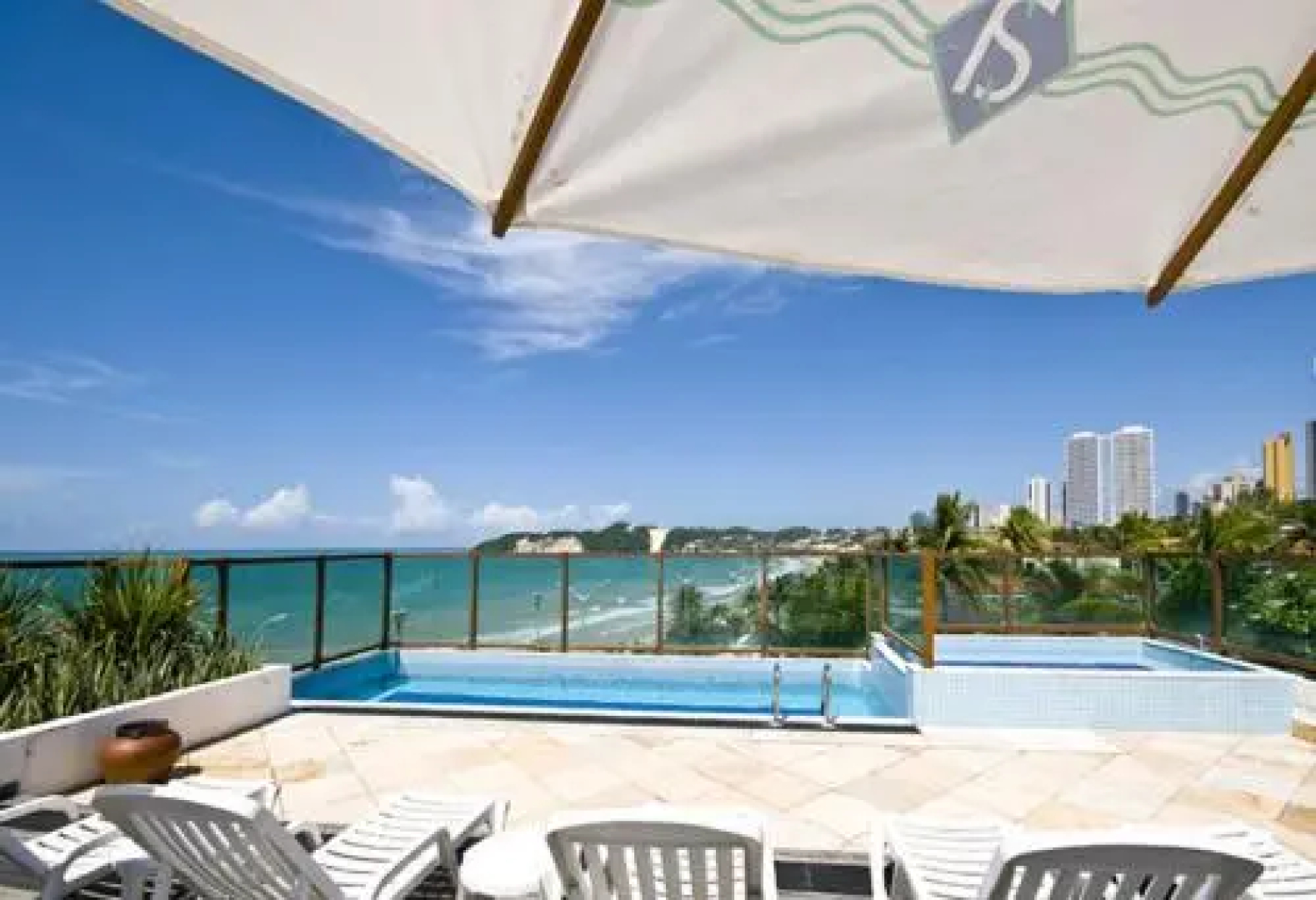 Araça - Apartamentos 305 e 408