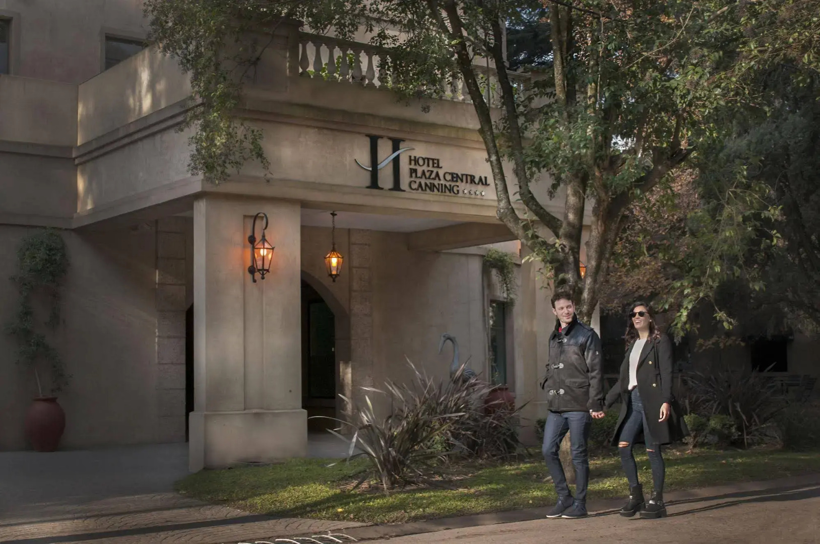 Hotel Plaza Central Canning