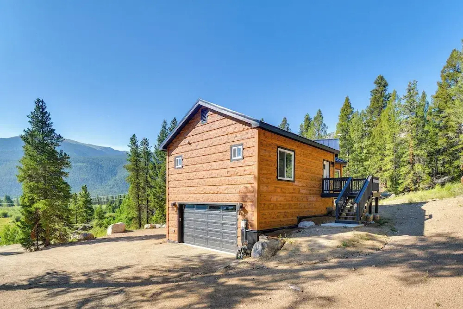 2 Mi to Lake: Stunning Twin Lakes Home w/ Deck