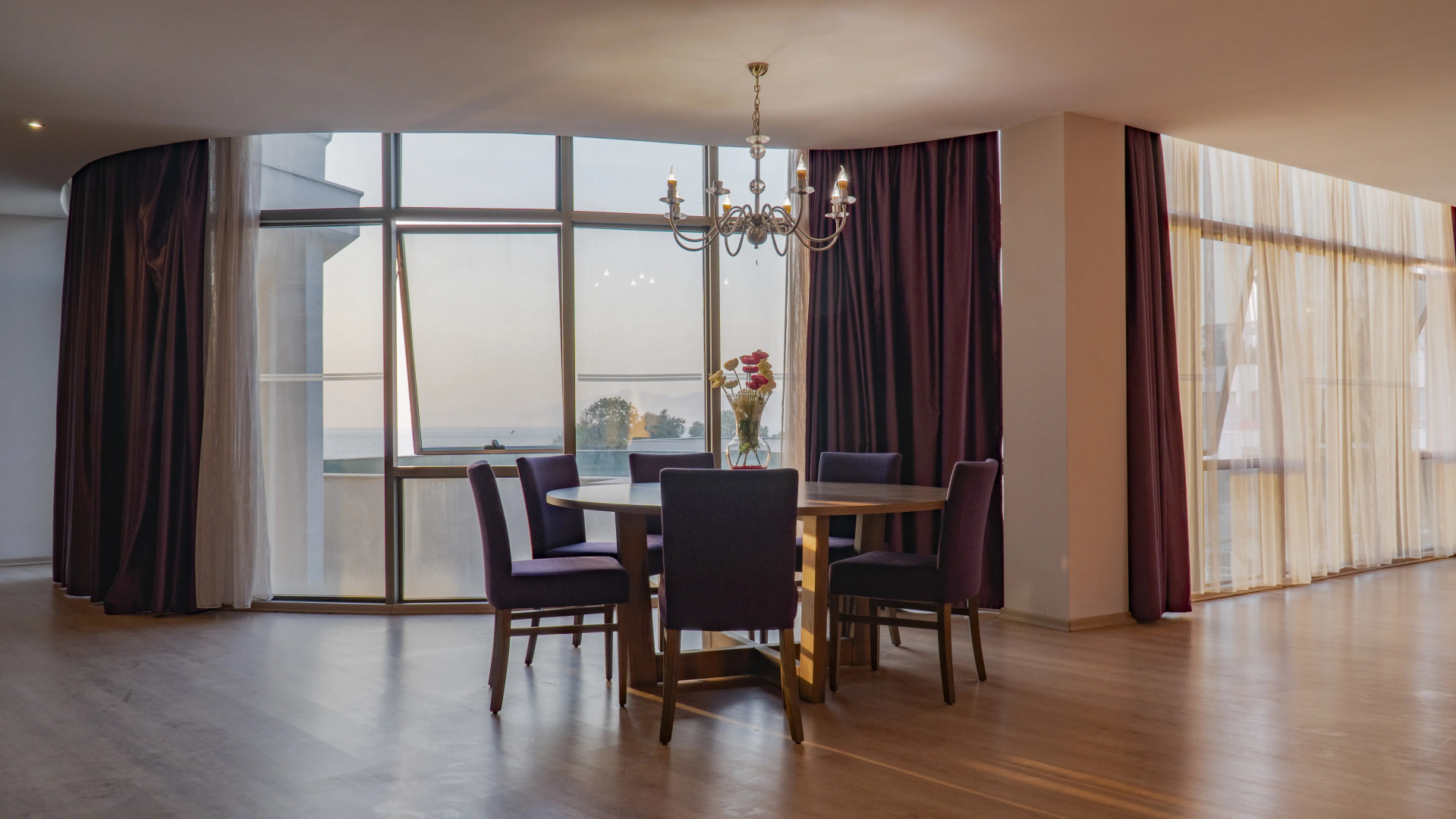 Ladies Beach Suit Otel