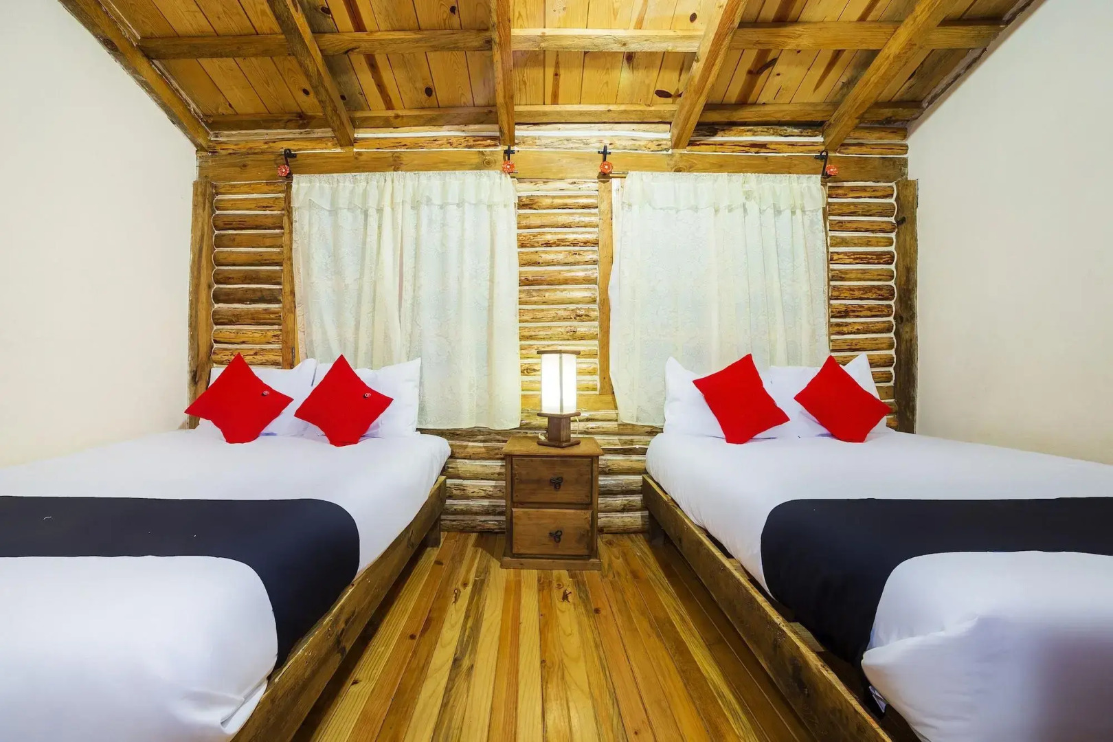 Capital O Cabañas El Rincón